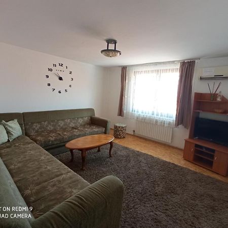 Ferienwohnung Almir Apartman Sarajevo Exterior foto